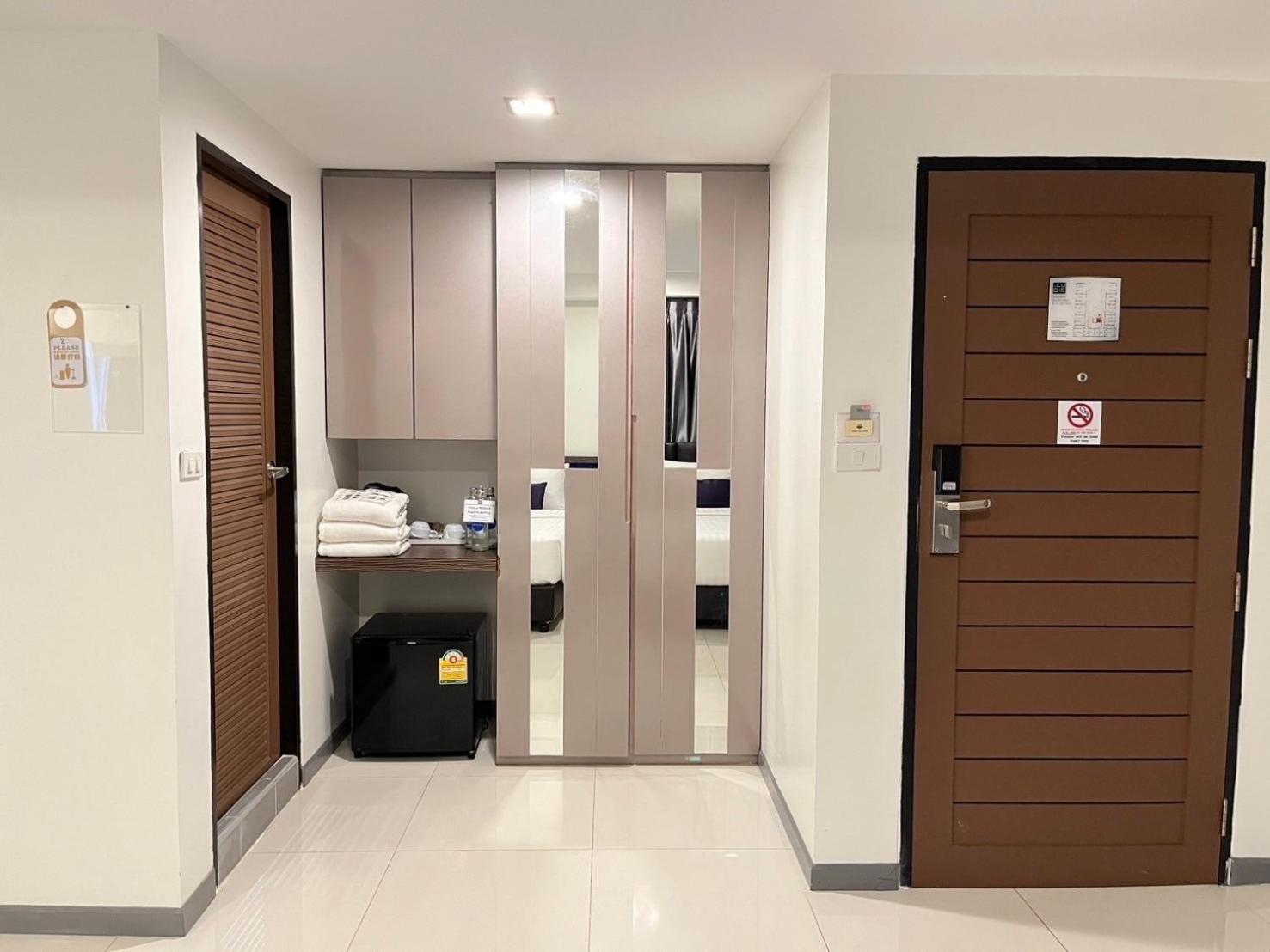 Cubic Pratunam โรงแรม 3*